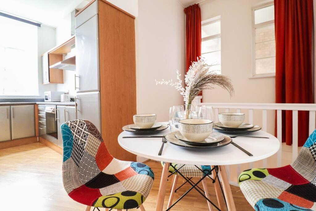 Camber Hill - Long Stay Offer 런던 외부 사진