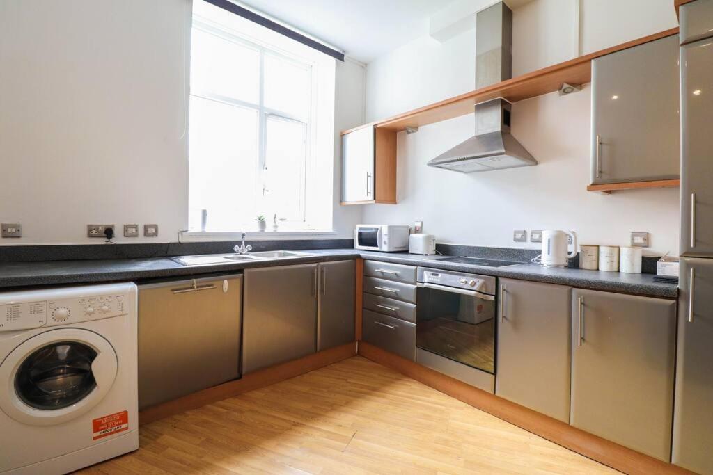 Camber Hill - Long Stay Offer 런던 외부 사진